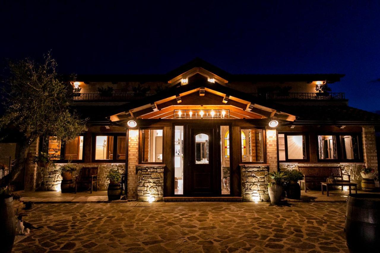 Il Mandorlo Fiorito Bed And Breakfast Ogliastro Cilento Exterior photo